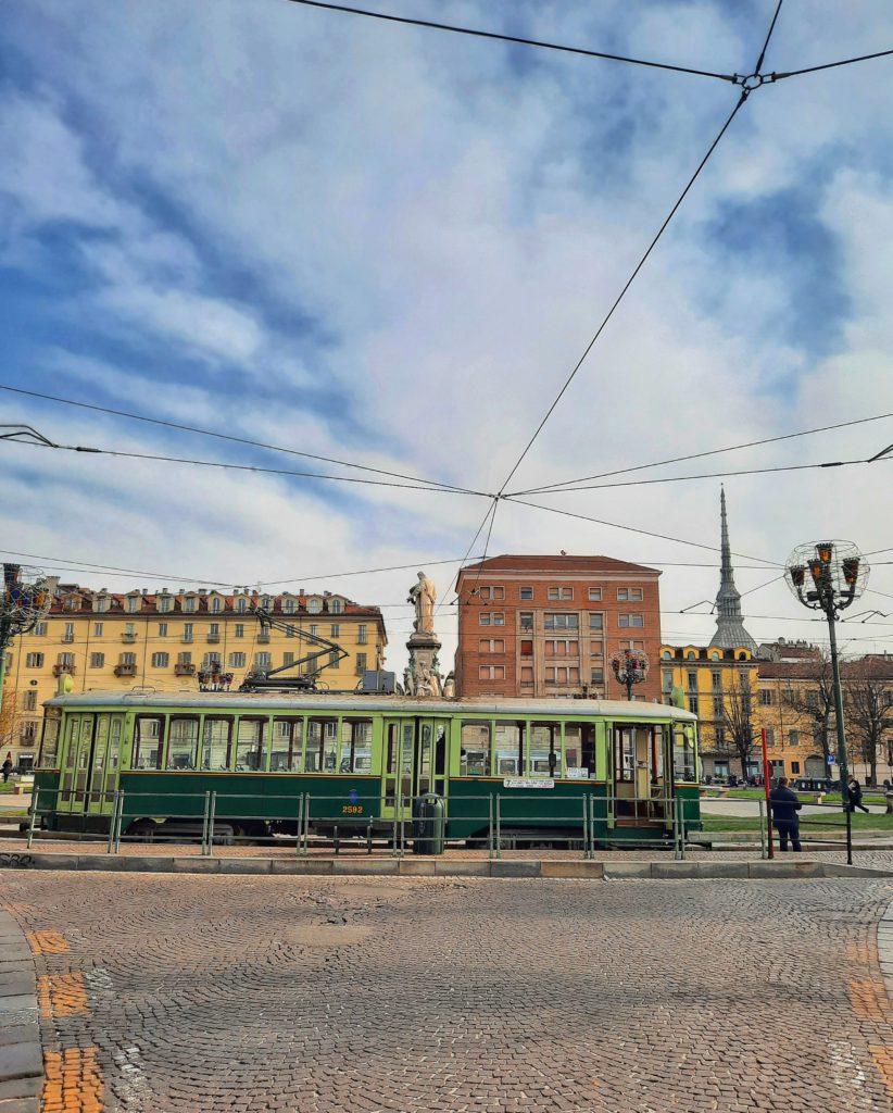 tram storico piazza Carlina_Blufiordaliso